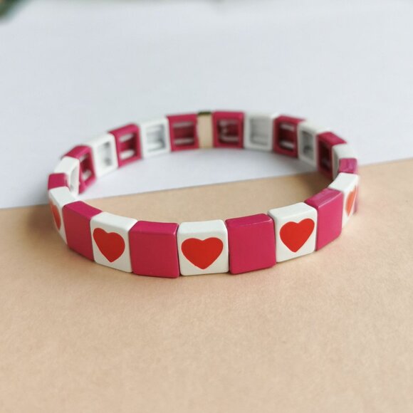 Roxanne Assoulin All Heart Enameled Stretch Bracelet Gold Pink White - Picture 1 of 4